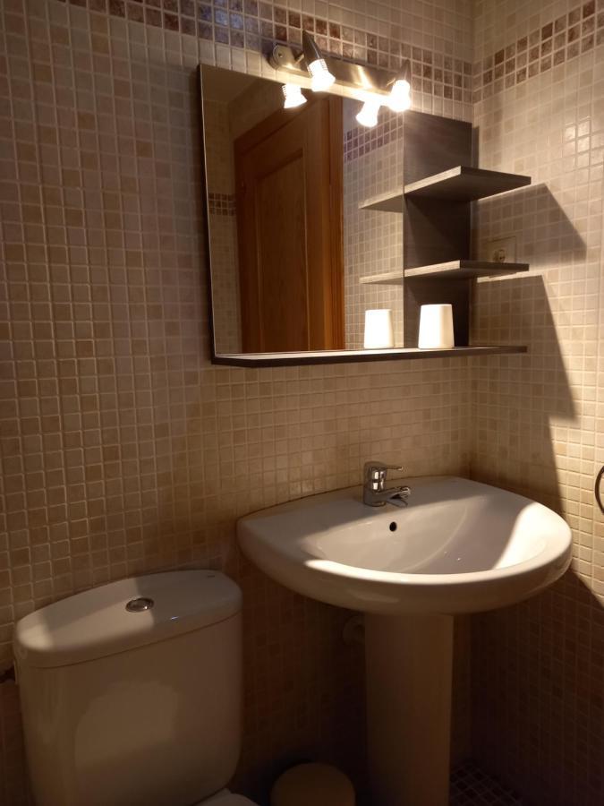 Apartamentos Tuara Castejón de Sos Extérieur photo